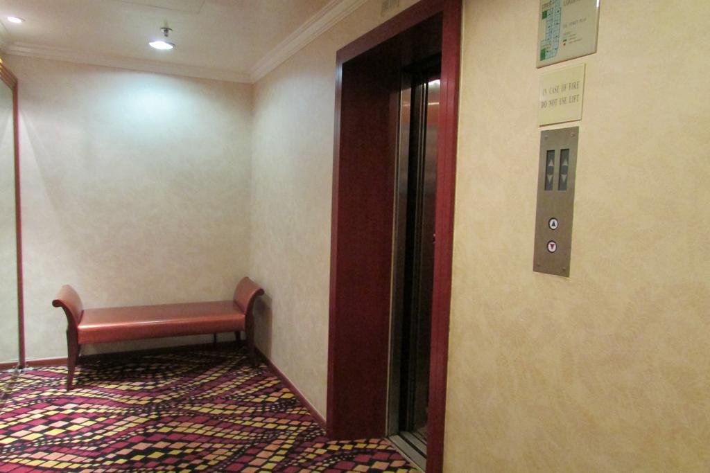 Oxford Hotel Szingapúr Kültér fotó